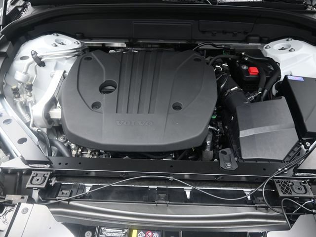 Used 2026 Volvo XC60 B5 Ultra w/ Protection Package Premier image 32