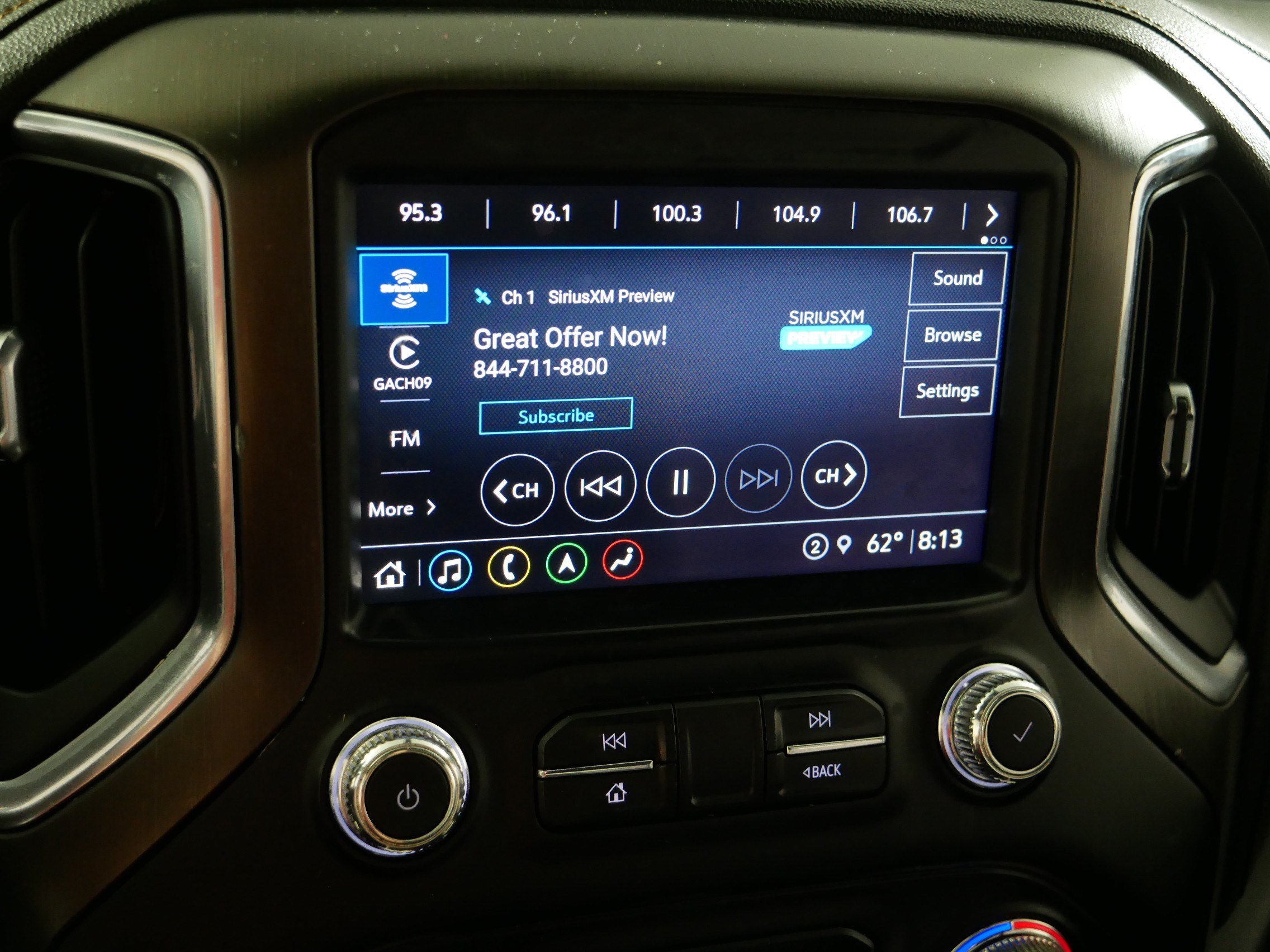 Used 2021 GMC Sierra 1500 AT4 w/ AT4 Premium Package AWD/4WD image 22