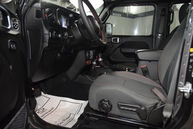 Used 2024 Jeep Wrangler Rubicon w/ Convenience Group image 38