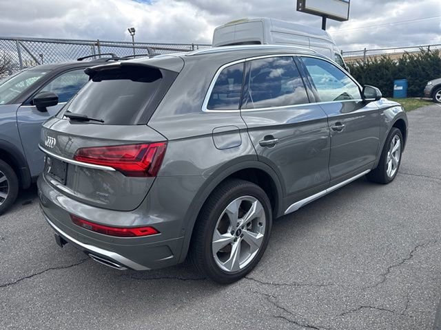 Used 2023 Audi Q5 2.0T Prestige w/ Prestige Package image 7