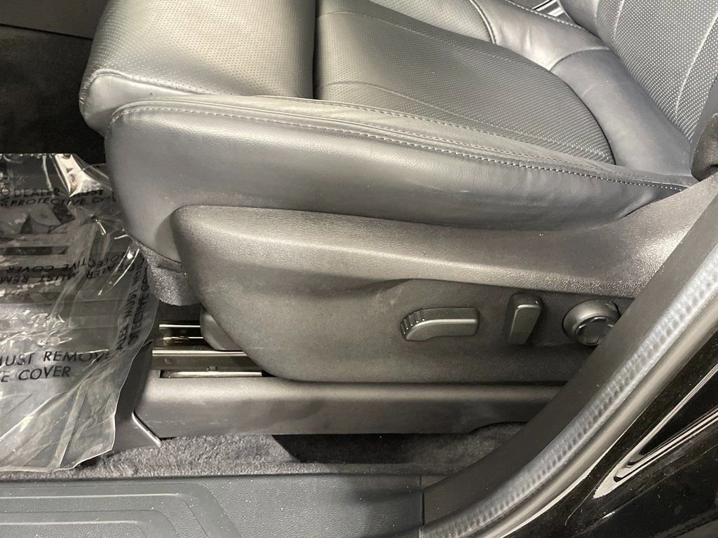 Used 2025 Subaru Ascent Bronze Edition image 23