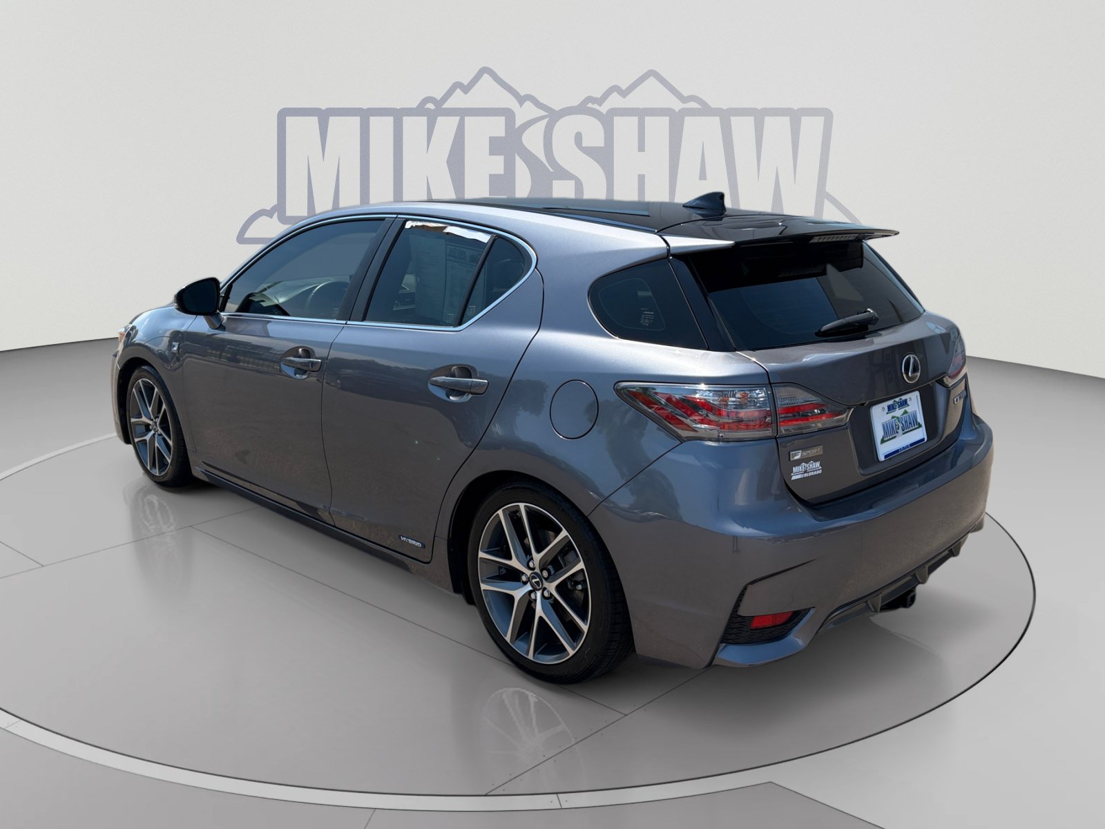 Used 2015 Lexus CT 200h w/ Navigation Package FWD image 3