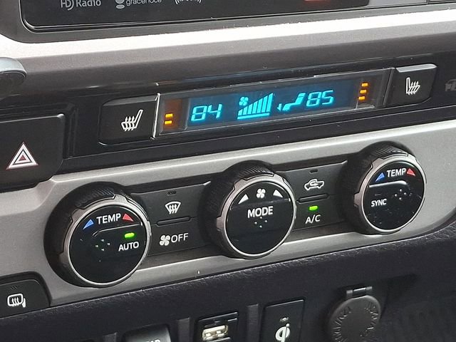 Used 2018 Toyota Tacoma Limited image 19