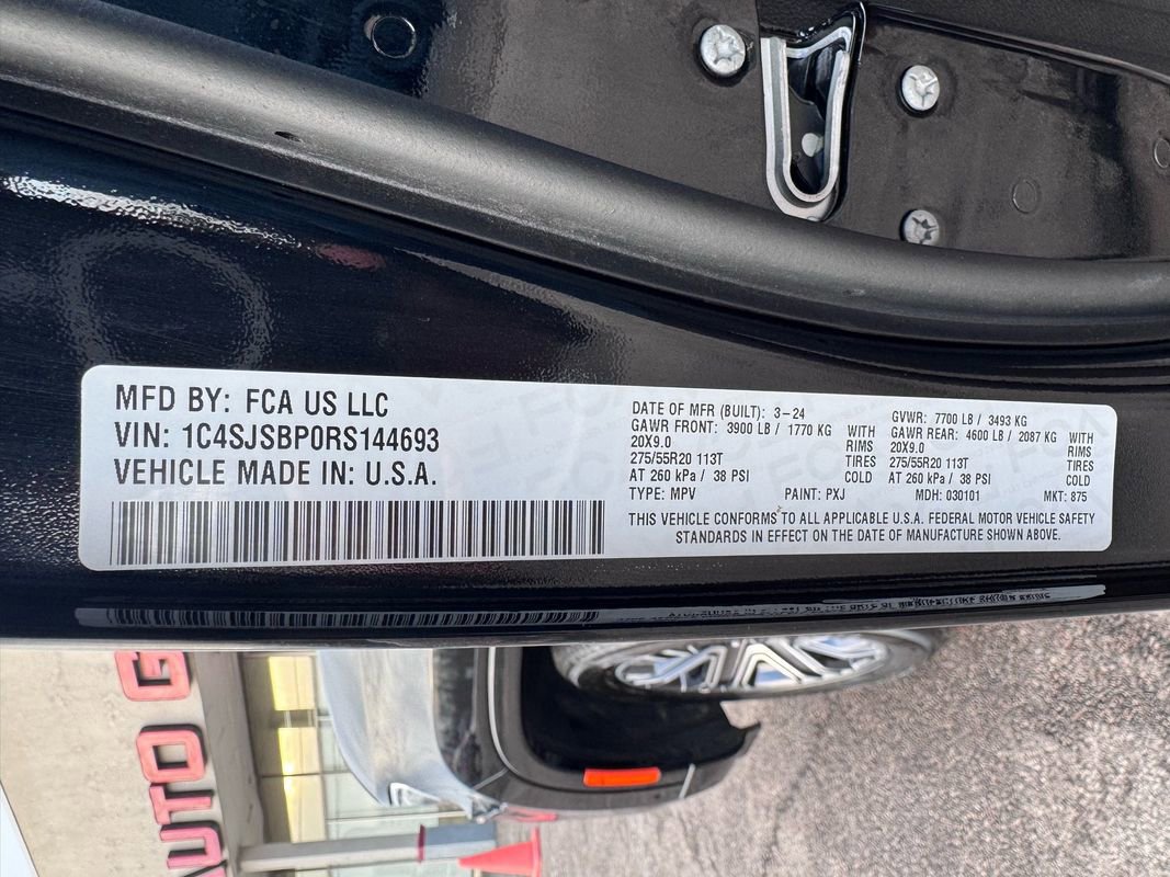 Used 2024 Jeep Wagoneer L Series II w/ Flexible Seating Group image 55