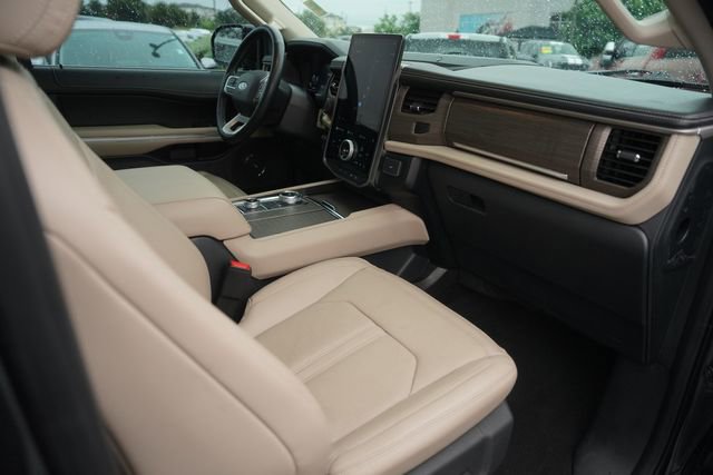 Used 2023 Ford Expedition Max Limited AWD/4WD image 20