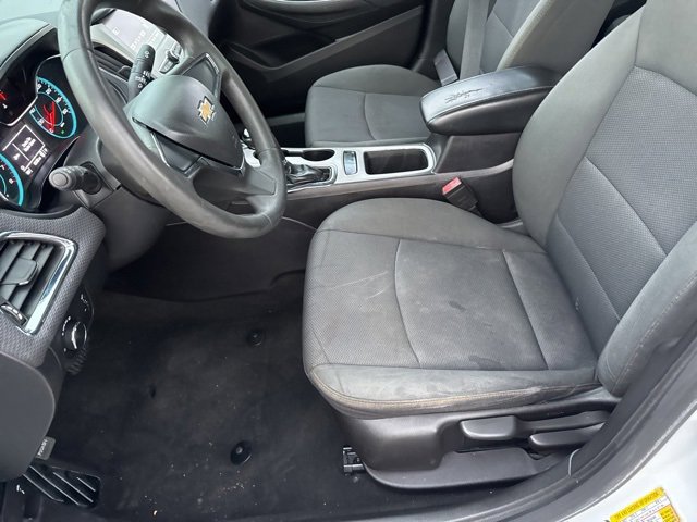 Used 2017 Chevrolet Cruze LS image 15