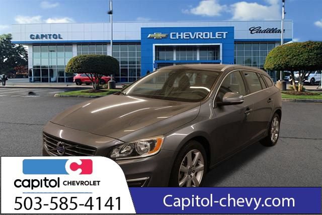 Used 2017 Volvo V60 T5 Premier w/ Convenience Package FWD image 6