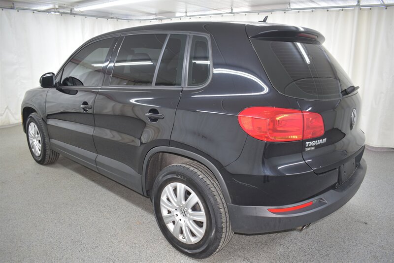 Used 2017 Volkswagen Tiguan Limited FWD image 5
