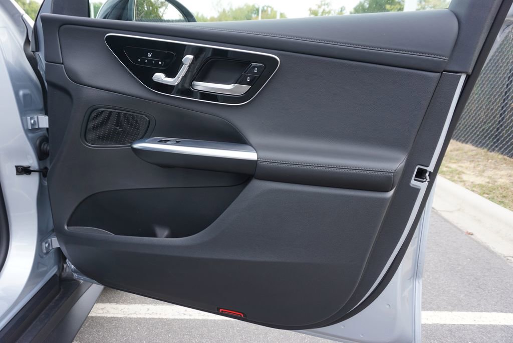 Certified 2025 Mercedes-Benz GLC 300 GLC 300 image 59