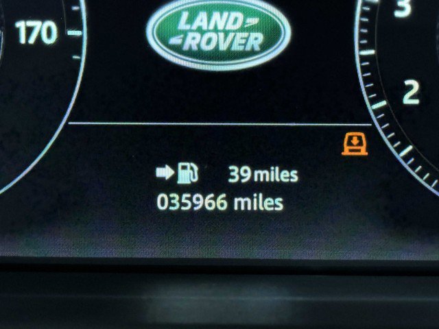 Used 2017 Land Rover Range Rover Autobiography image 38