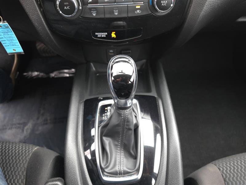 Used 2018 Nissan Rogue Sport S AWD/4WD image 42