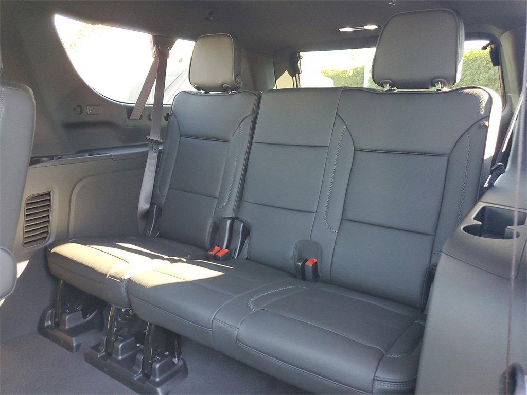 New 2026 GMC Yukon XL Denali w/ Denali Reserve Package image 10