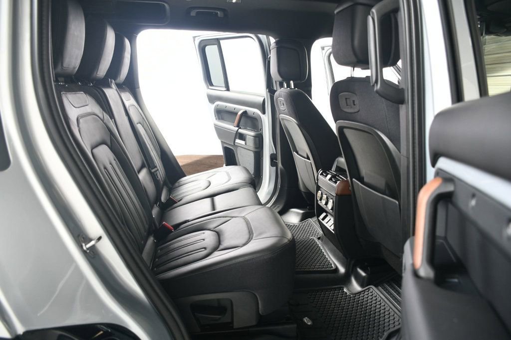 Used 2021 Land Rover Defender 110 X image 37