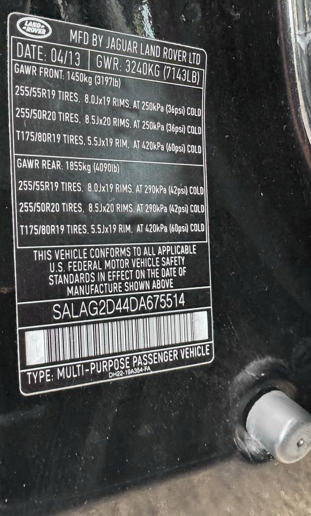 Used 2013 Land Rover LR4 HSE image 32