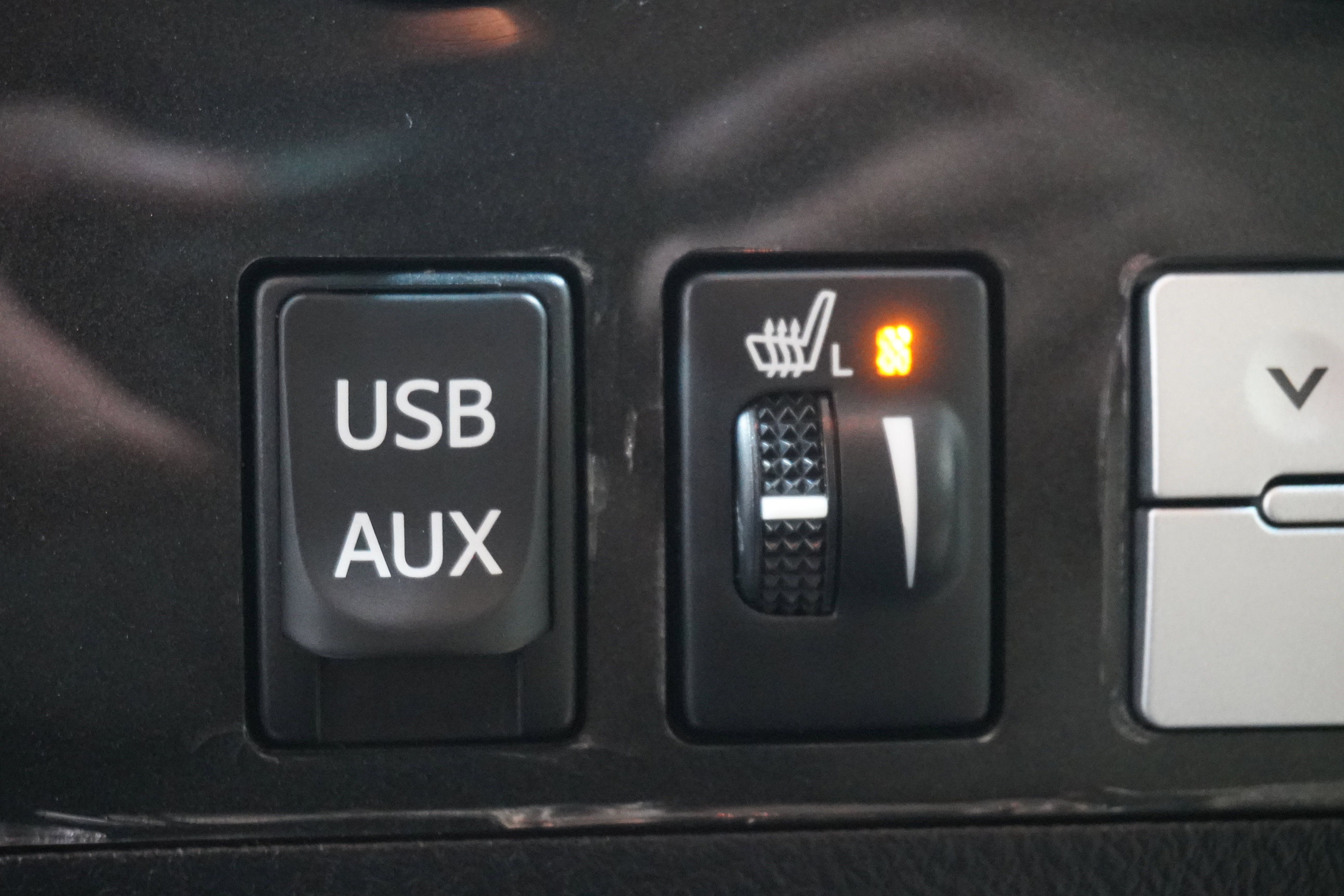 Used 2014 Toyota Sequoia Limited RWD image 19