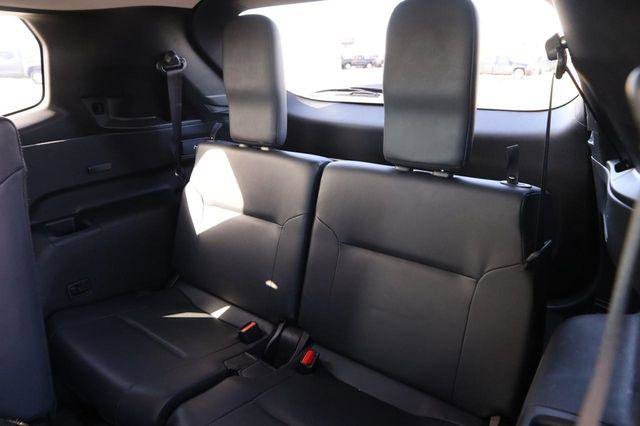 Used 2024 Mitsubishi Outlander SE Black Edition image 9