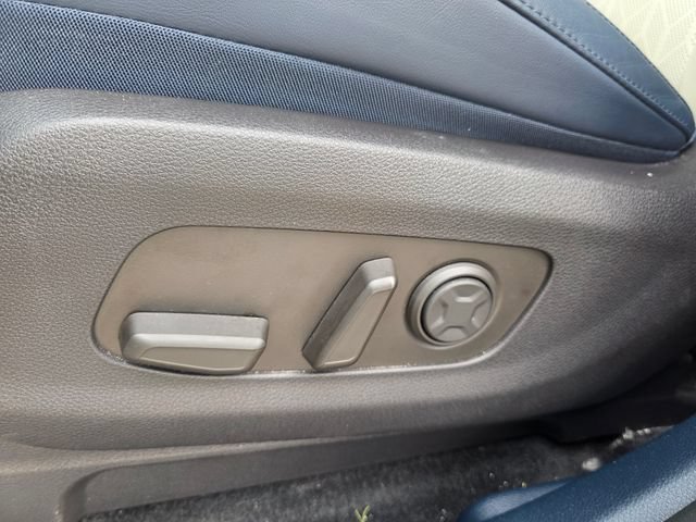 Used 2025 Kia Carnival SX FWD image 26