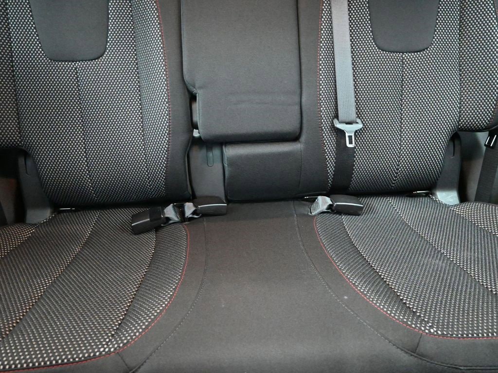 Used 2017 Chevrolet Equinox LT w/ Convenience Package image 27