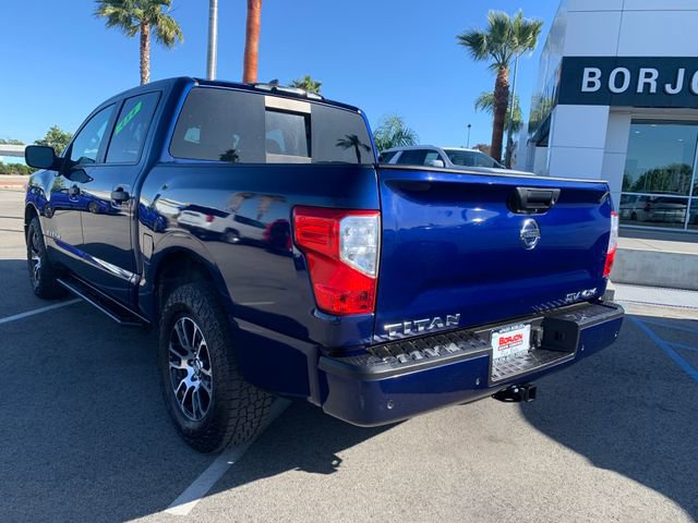 Used 2022 Nissan Titan SV AWD/4WD image 11