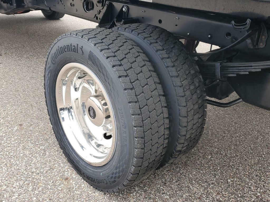 New 2026 Ford F450 XL w/ XL Chrome Package image 6