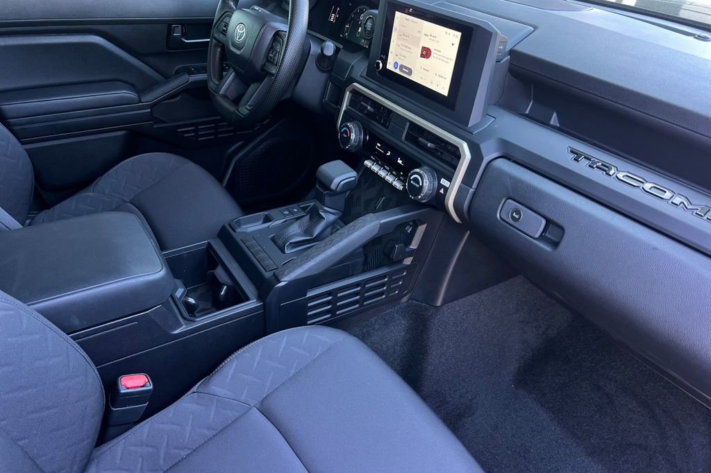 Used 2026 Toyota Tacoma SR image 18