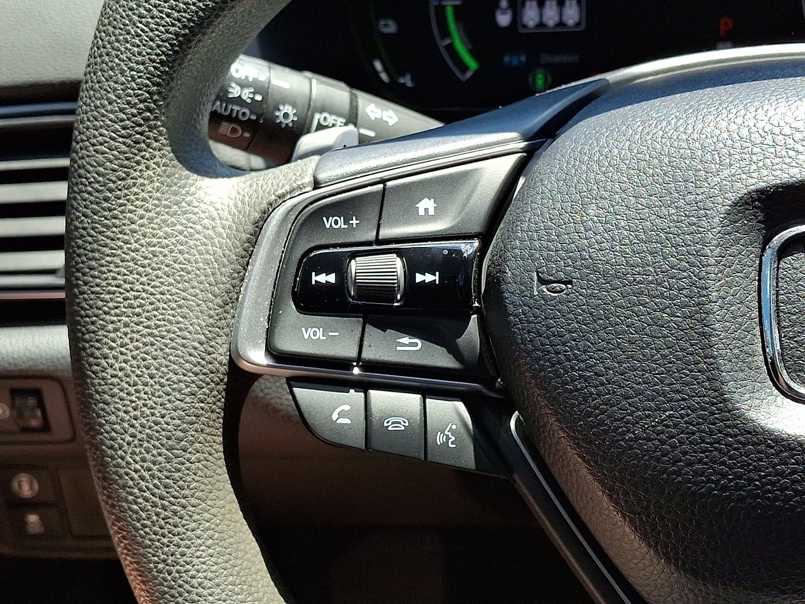 Used 2021 Honda Accord EX image 21