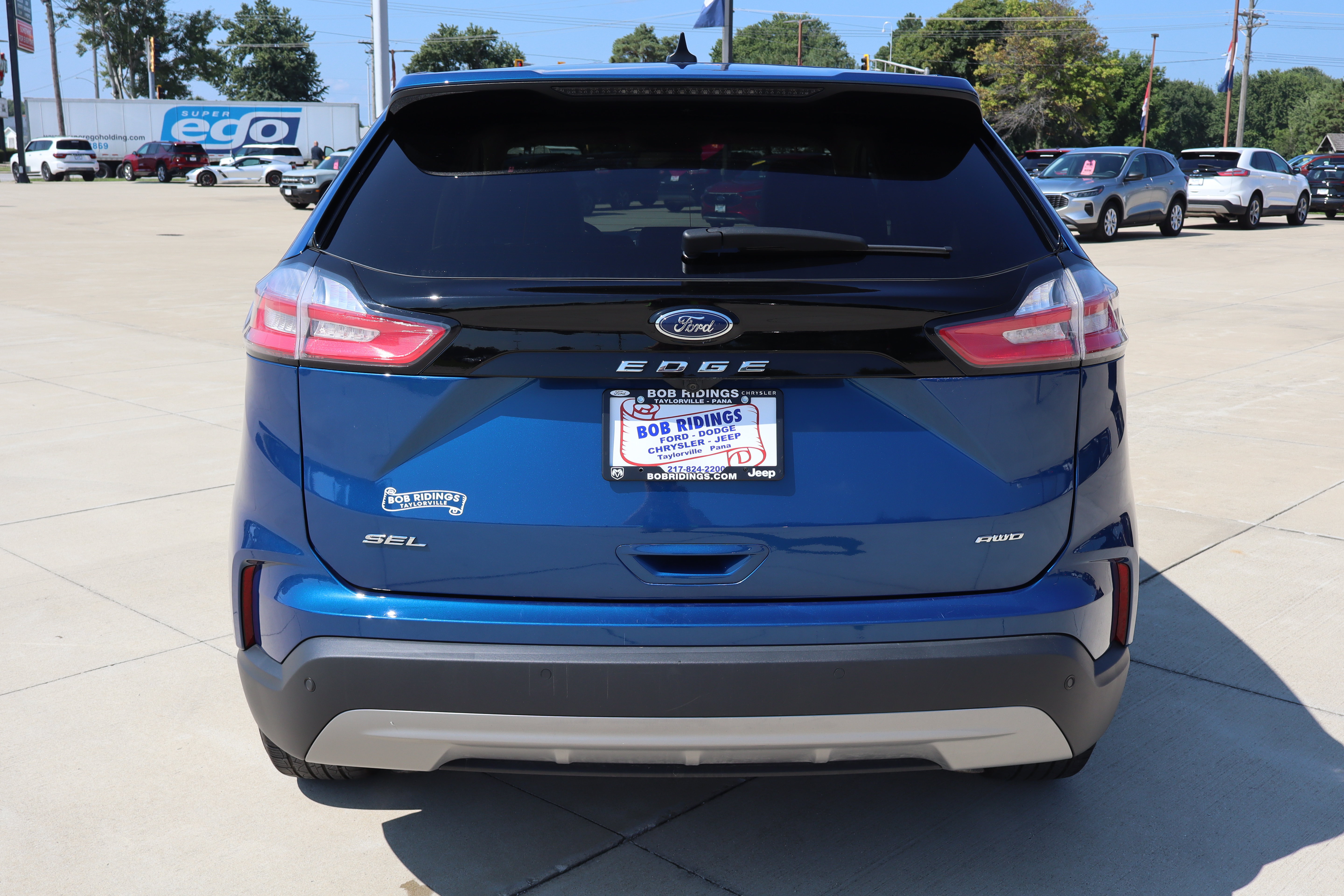 Used 2024 Ford Edge SEL w/ Convenience Package AWD/4WD image 6