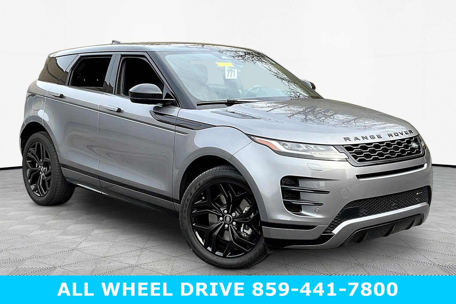 Used 2023 Land Rover Range Rover Evoque R-Dynamic S image 3