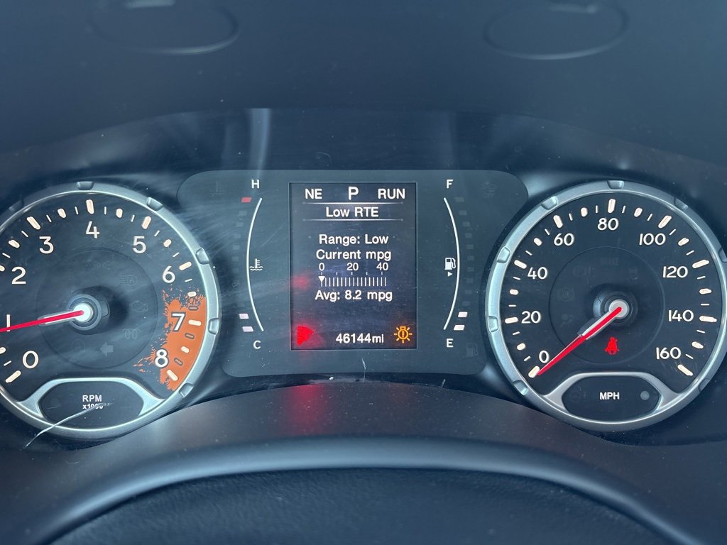 Used 2017 Jeep Renegade Latitude w/ Cold Weather Group image 10