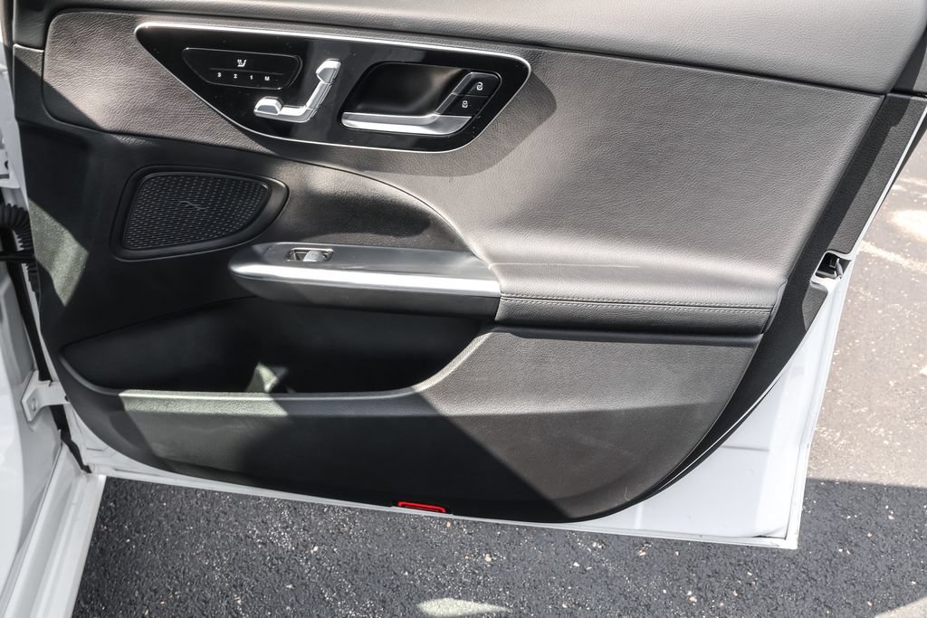 Used 2023 Mercedes-Benz C 300 4MATIC Sedan image 38