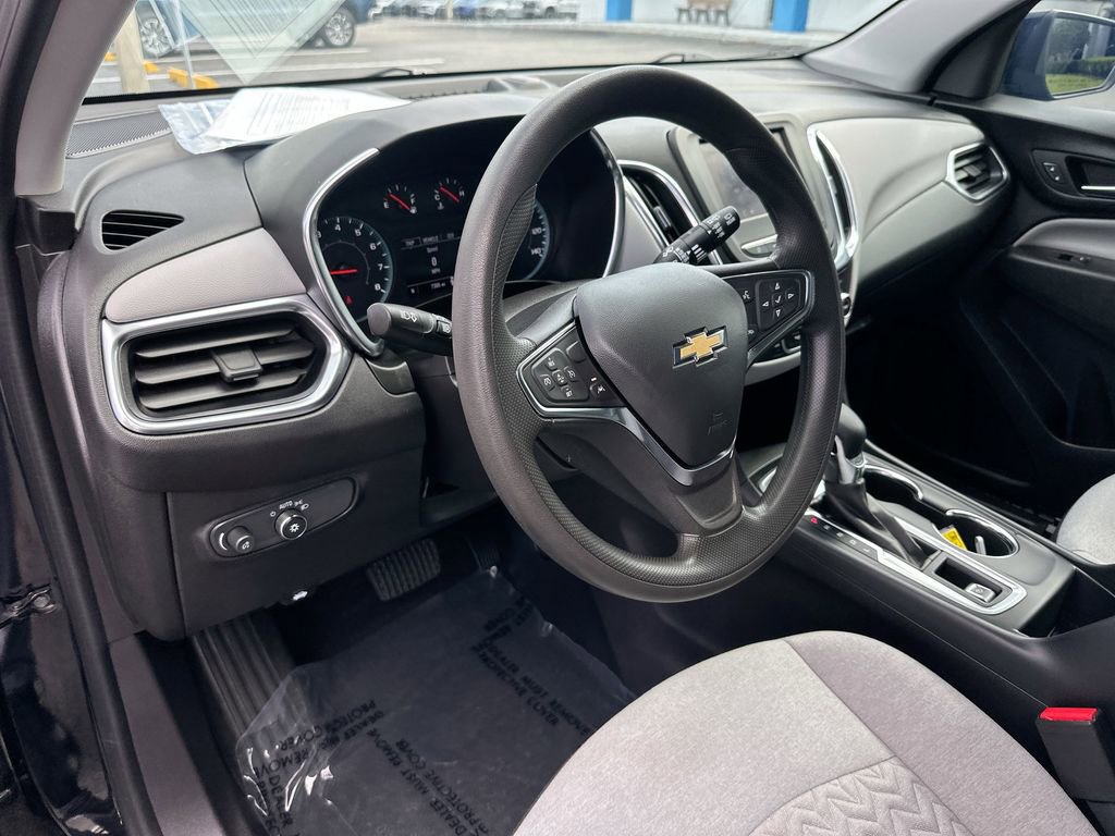 Used 2024 Chevrolet Equinox LS w/ Midnight Edition FWD image 9