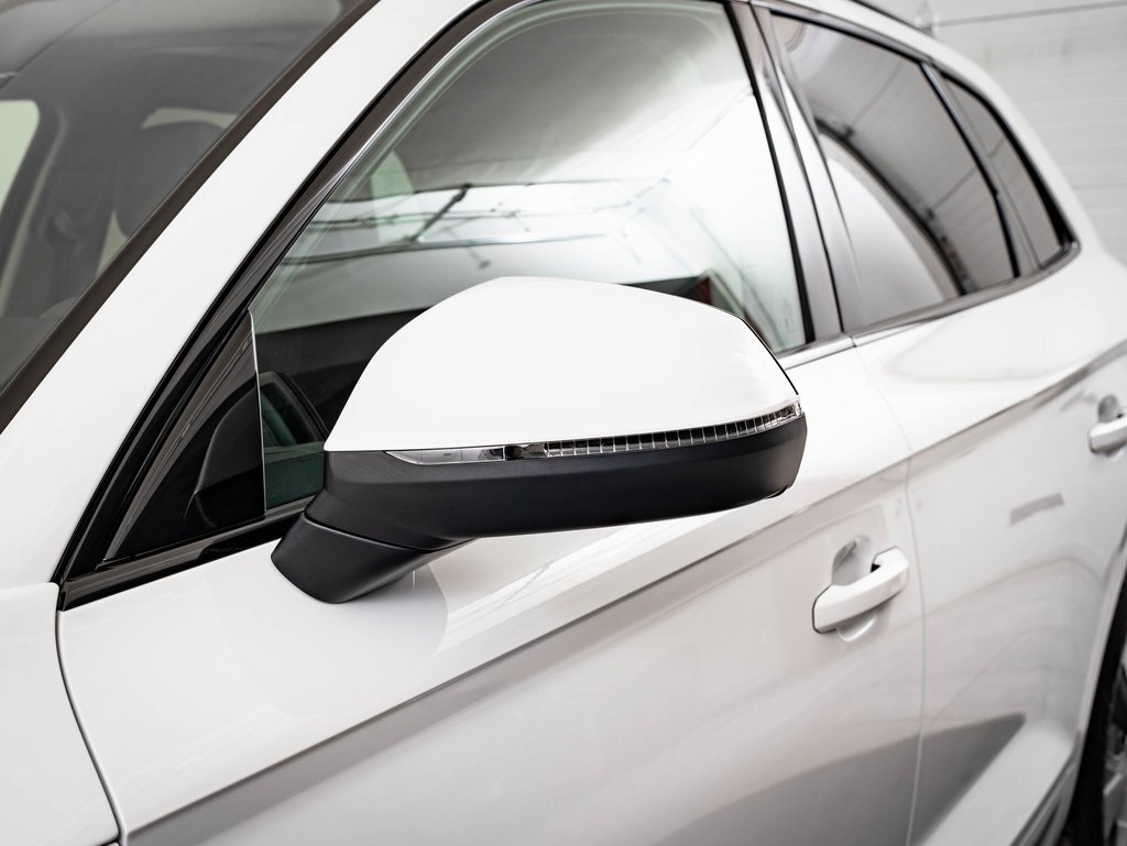 Certified 2025 Audi Q5 2.0T Premium w/ Convenience Plus Package image 16