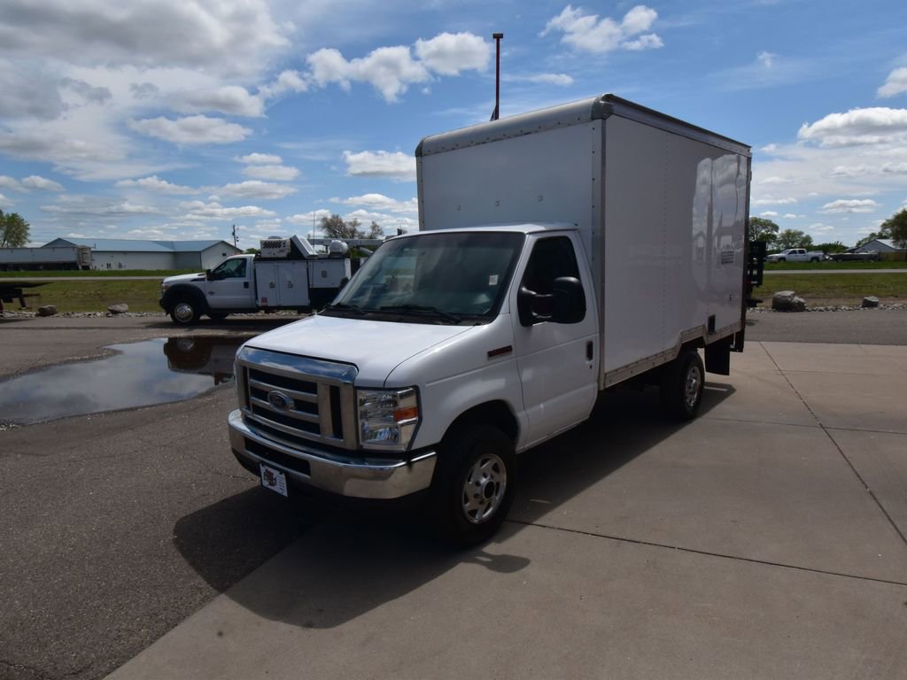 Used 2019 Ford E-350 and Econoline 350 Super Duty w/ Power Windows & Locks Group RWD image 11