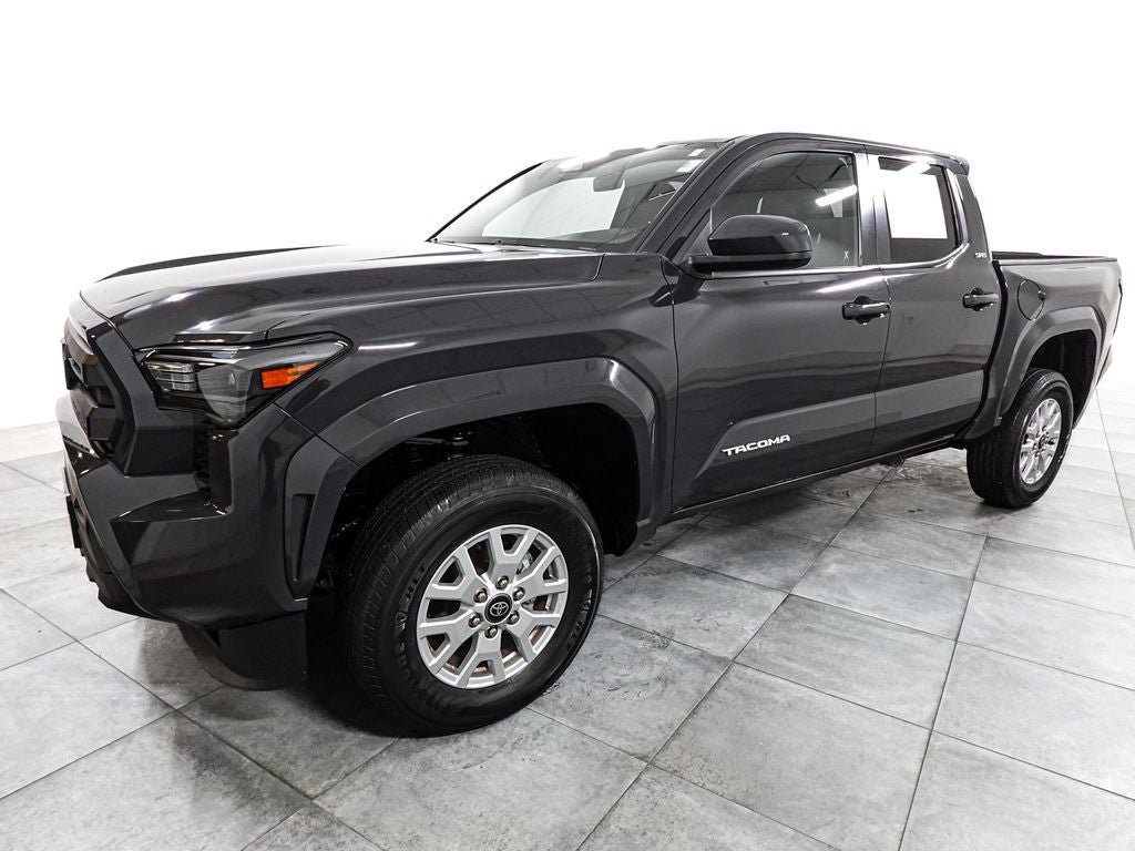 Used 2024 Toyota Tacoma SR5 AWD/4WD image 4