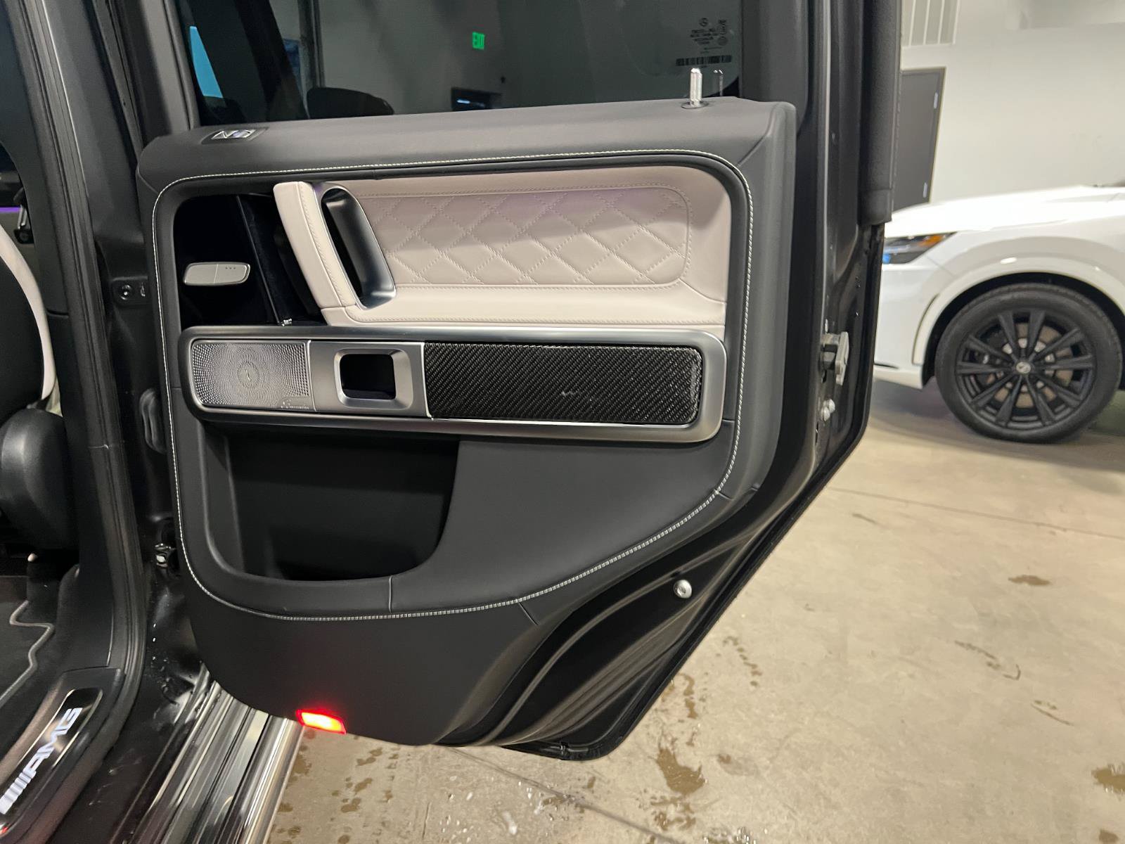 Used 2024 Mercedes-Benz G 63 AMG 4MATIC image 37