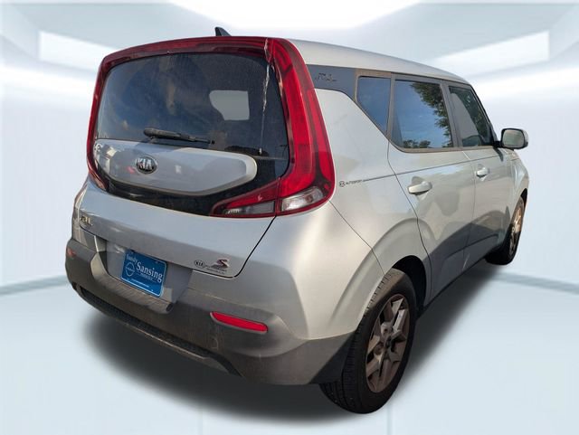 Used 2020 Kia Soul S image 2