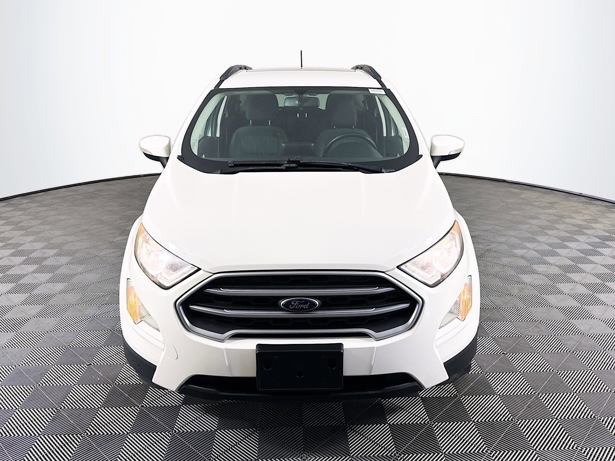 Used 2020 Ford EcoSport SE w/ SE Convenience Package image 2