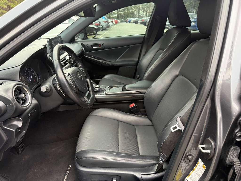 Used 2021 Lexus IS 300 w/ Accessory Package RWD image 9