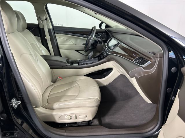 Used 2019 Buick LaCrosse Essence w/ Sun and Shade Package AWD/4WD image 29