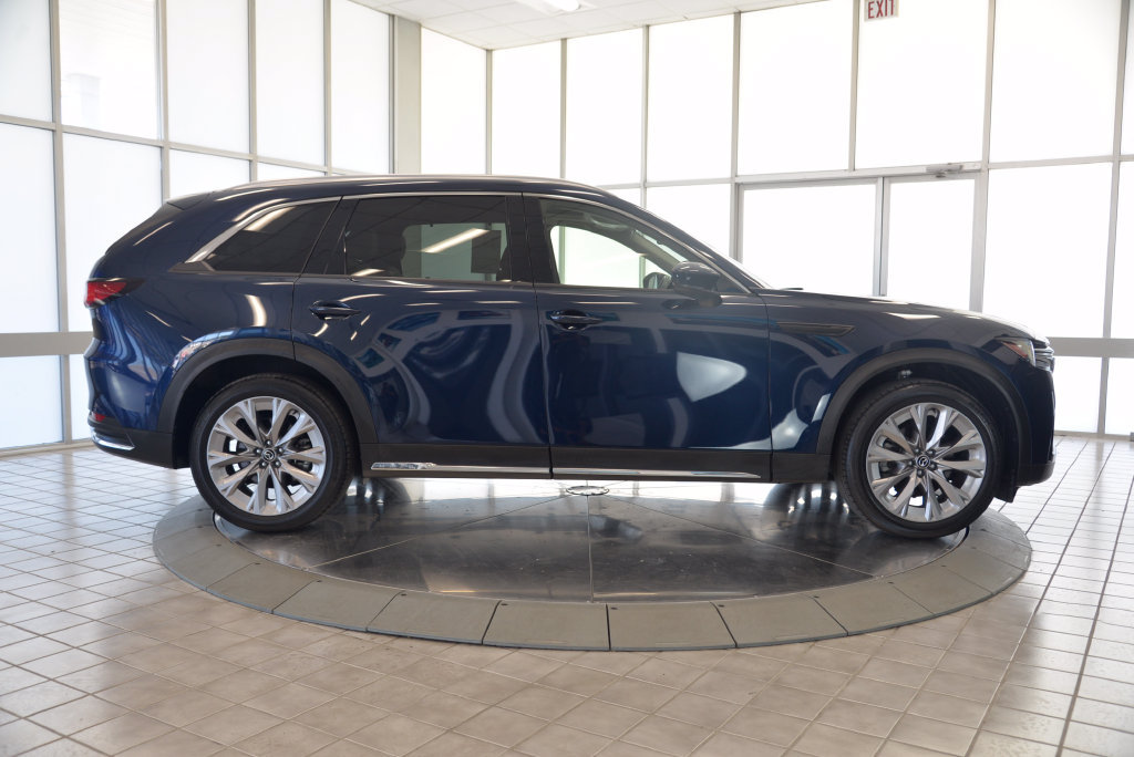 Certified 2024 MAZDA CX-90 3.3 Turbo w/ Premium Package AWD/4WD image 9