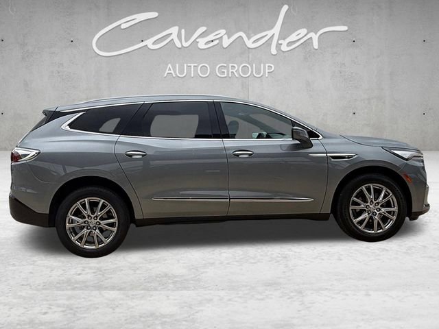 Used 2023 Buick Enclave Essence w/ Experience Buick Package image 17