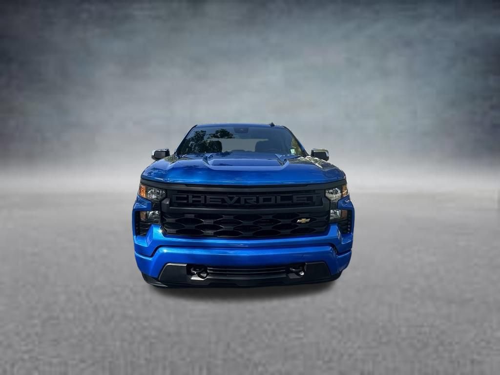 Used 2025 Chevrolet Silverado 1500 Custom RWD image 2