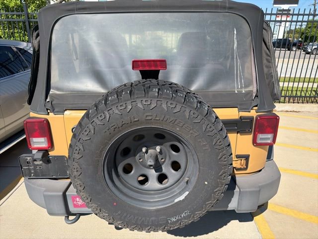 Used 2013 Jeep Wrangler Sport AWD/4WD image 6
