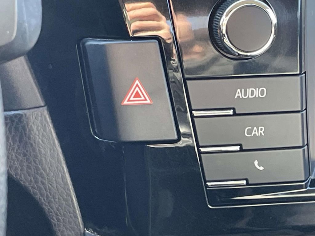 Used 2016 Toyota Corolla image 25