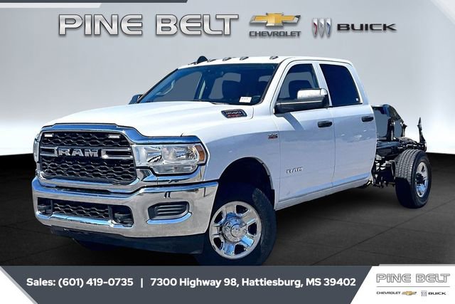 Used 2019 RAM 3500 Tradesman w/ Chrome Appearance Group image 11