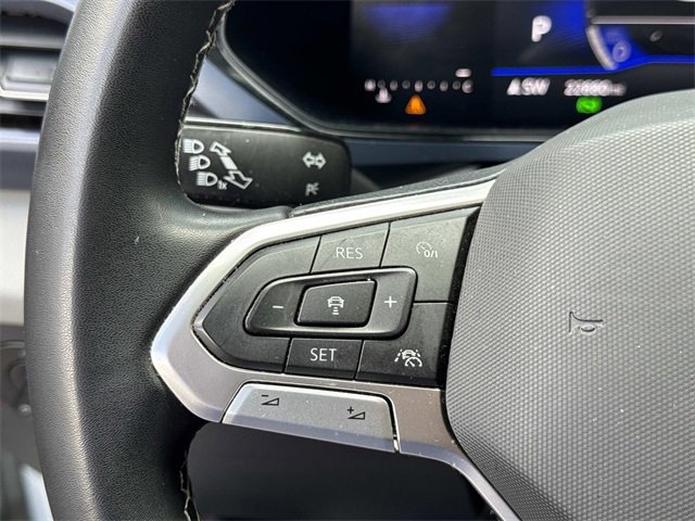 Certified 2023 Volkswagen Taos SE w/ Black Wheel Package image 19