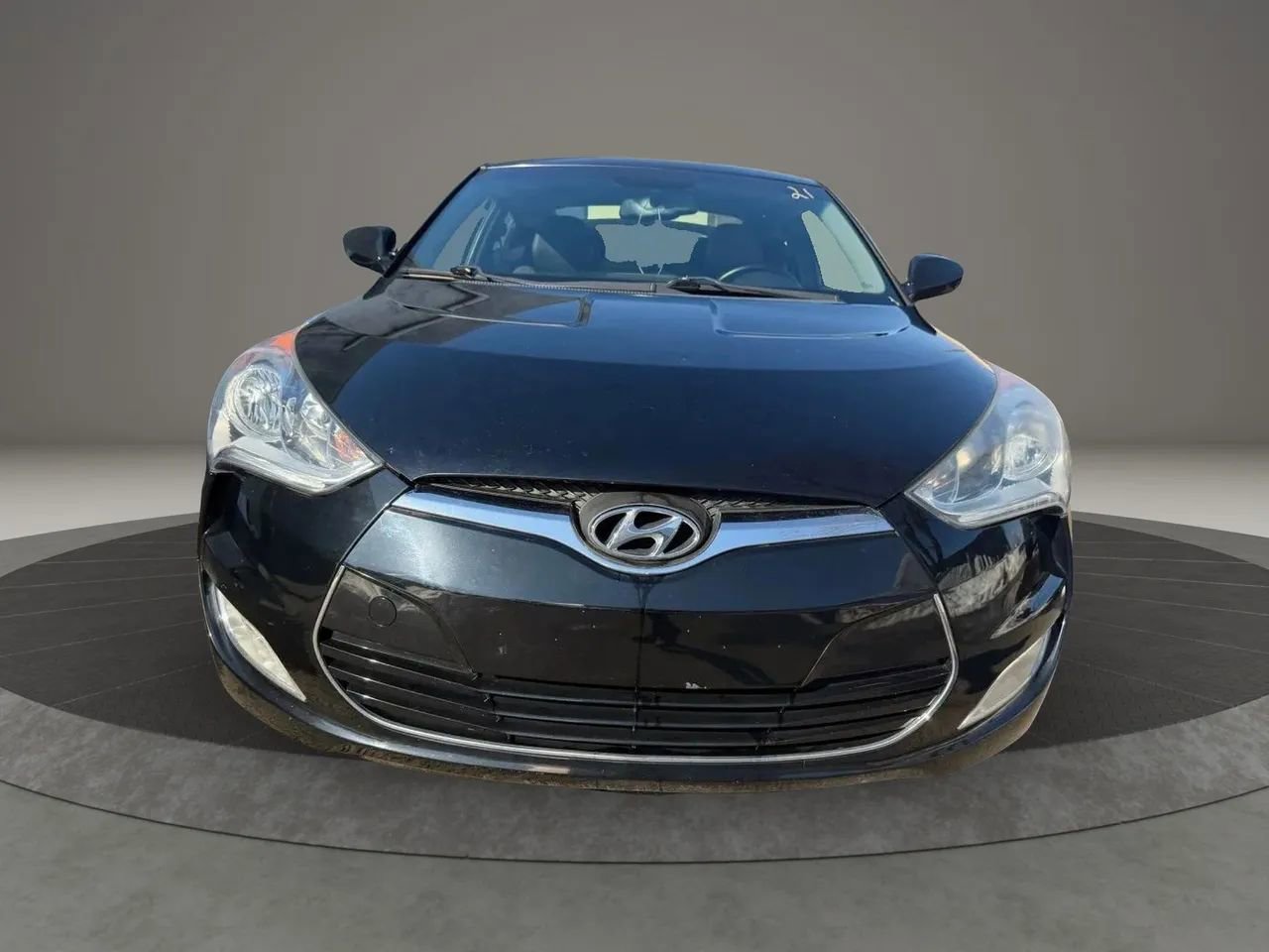 Used 2015 Hyundai Veloster w/ Option Group 03 image 2