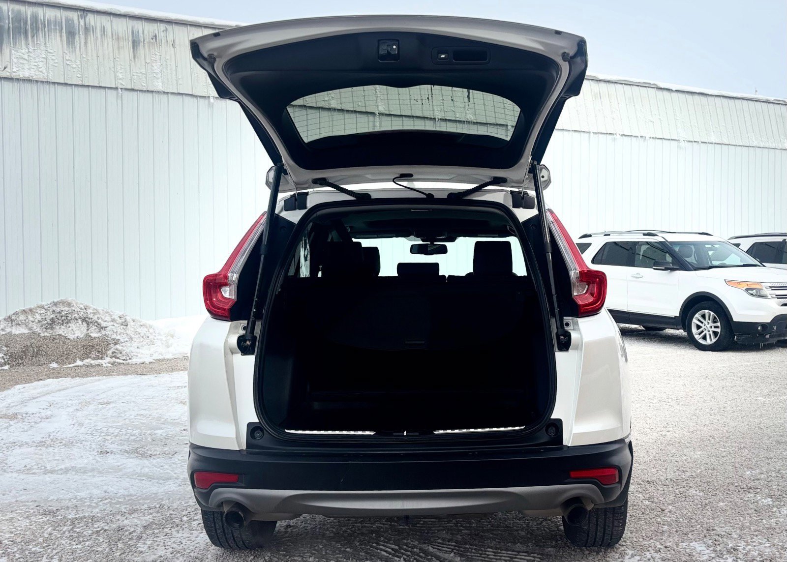 Used 2018 Honda CR-V Touring image 5