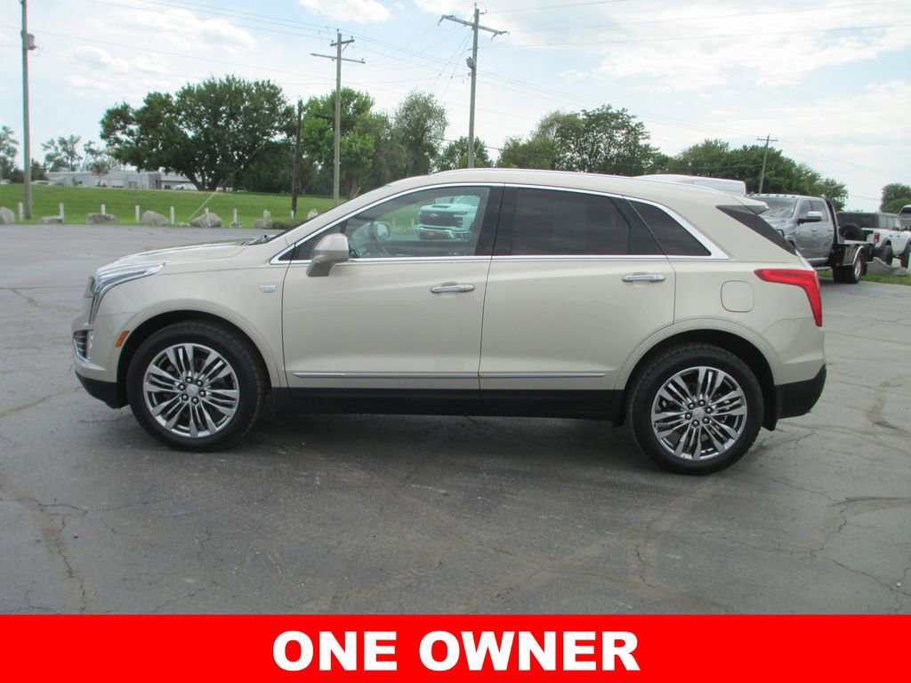 Used 2017 Cadillac XT5 Premium Luxury FWD image 11