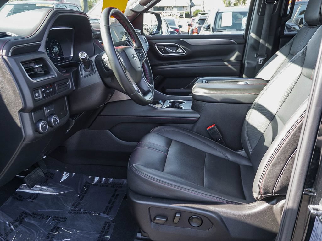 Used 2024 Chevrolet Tahoe RST RWD image 17